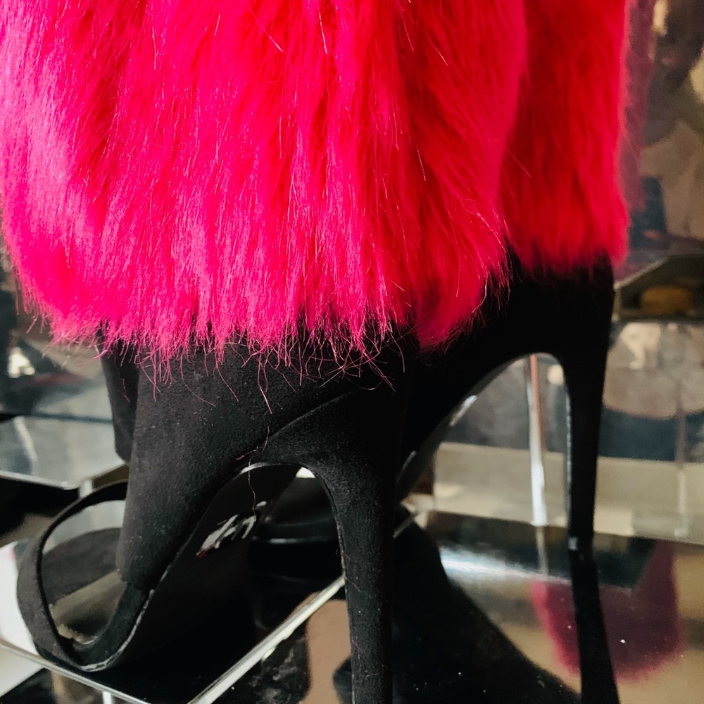 Faux Fur heeled sandal
